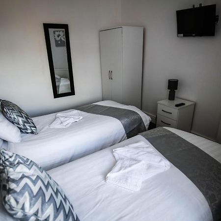 St Hilda Guesthouse 利物浦 外观 照片